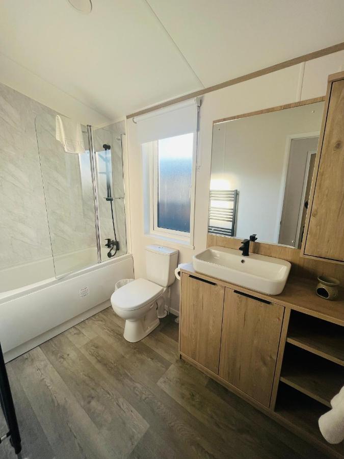 Loki'S Retreat Lodge With Hot Tub Γιορκ Εξωτερικό φωτογραφία